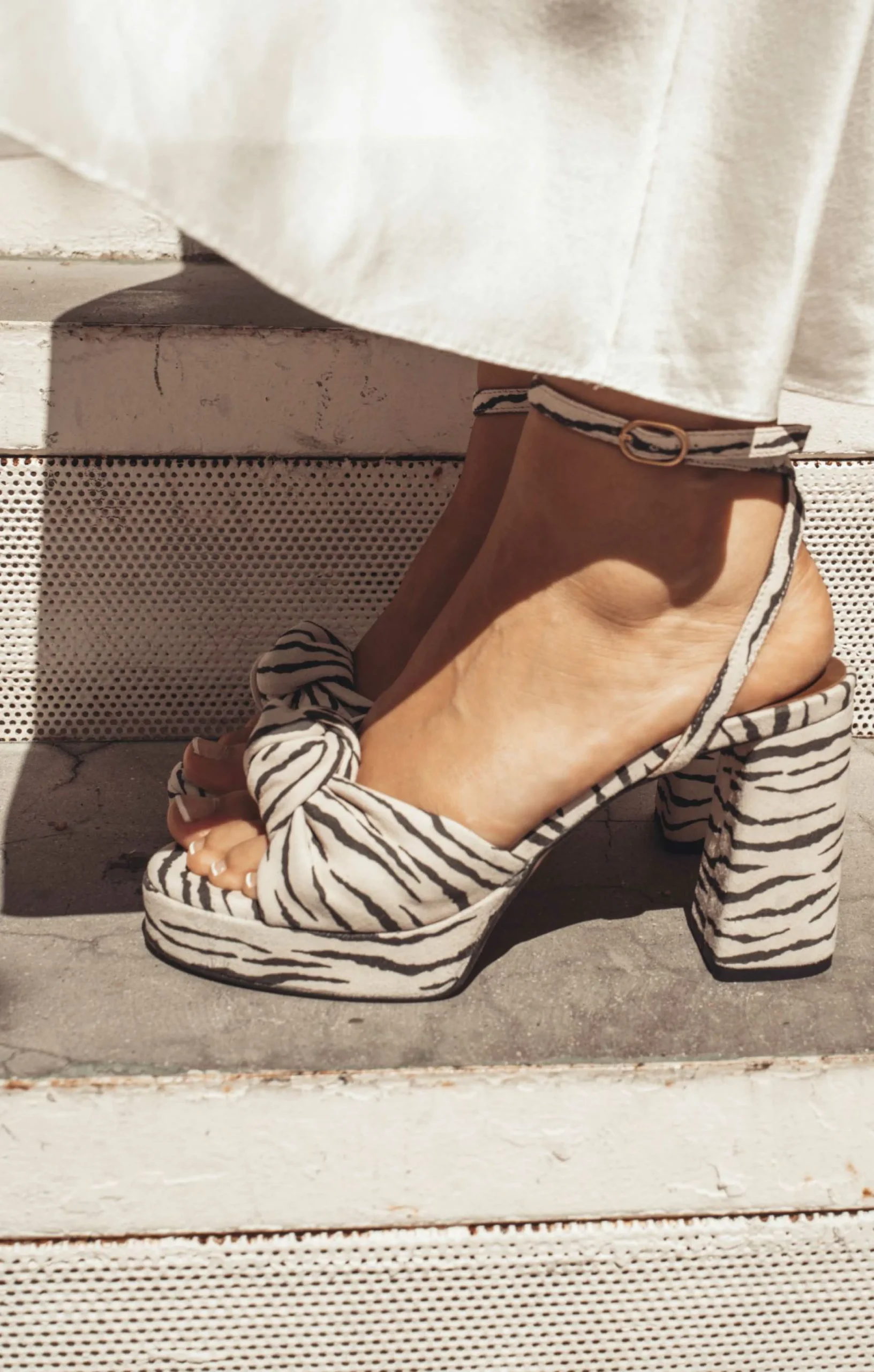 Aliza 85 platform