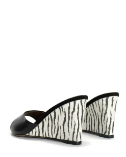 Gwen 75 wedge