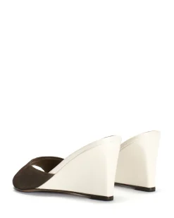 Gwen 75 wedge