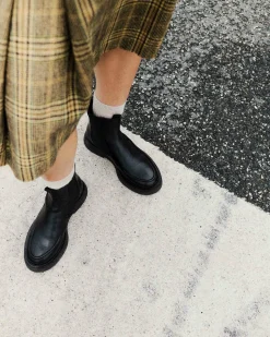 Kikie flat platform