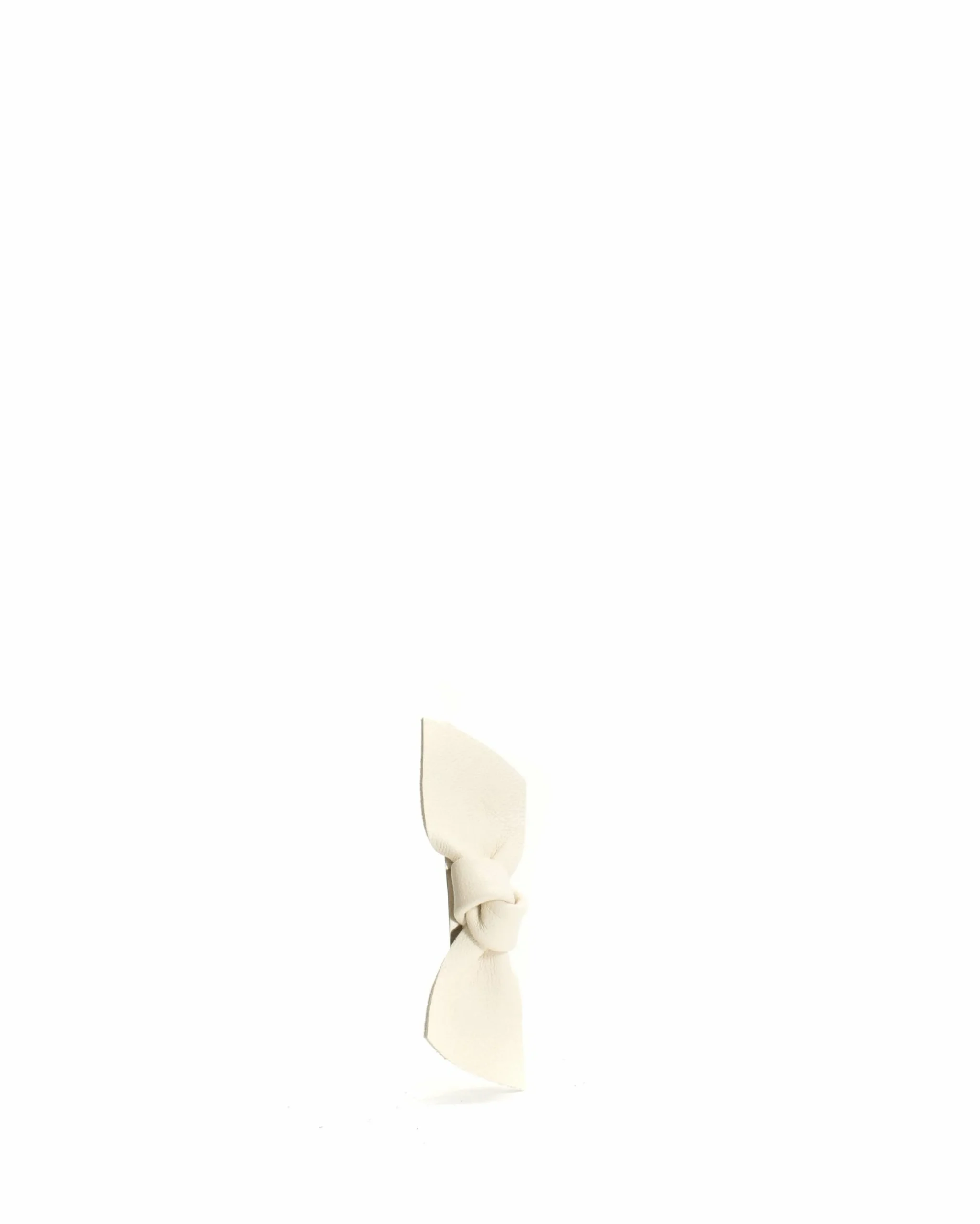 Nabie hair clip petite bow