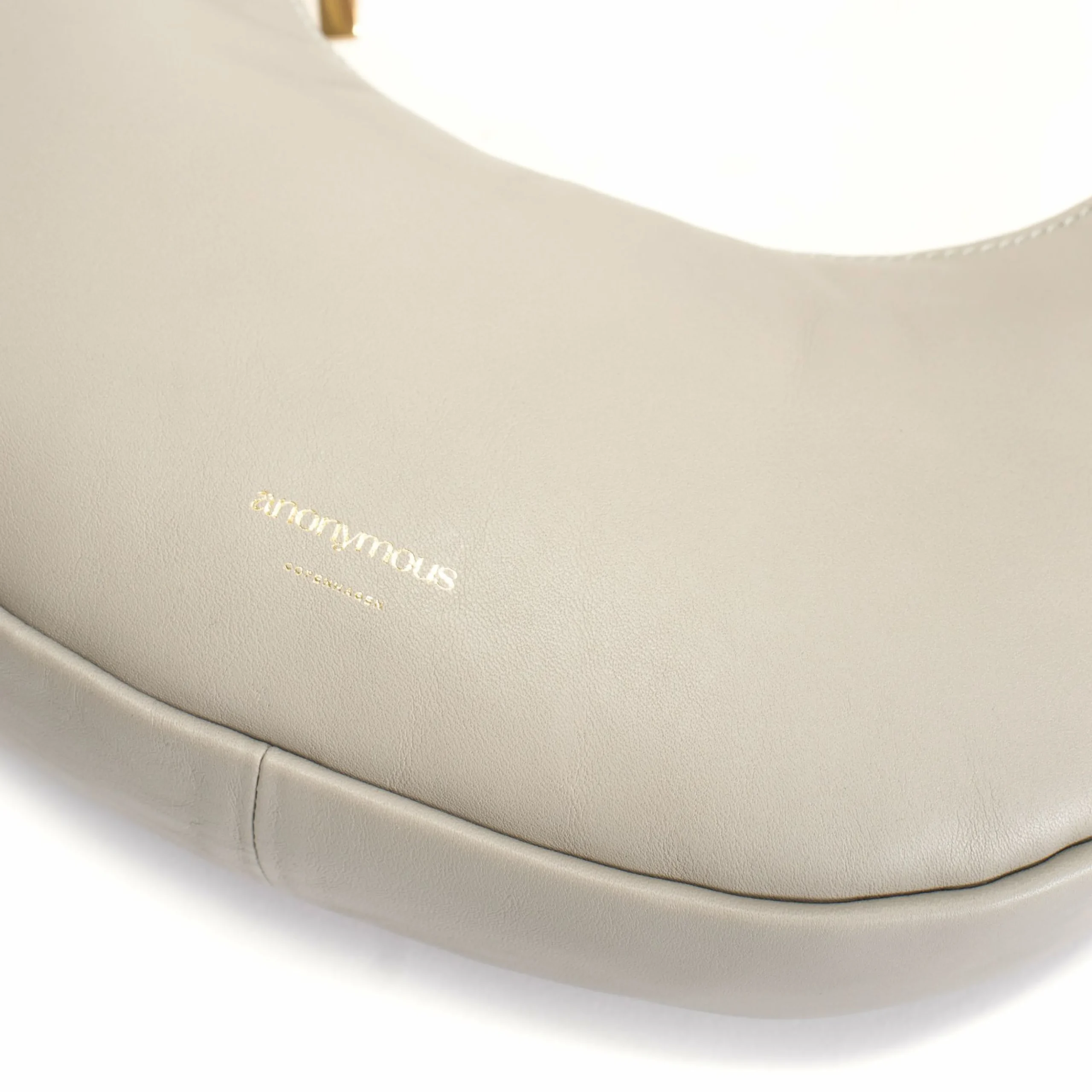 Shane petite pillow bag