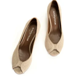 Tiffany stiletto