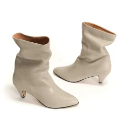Vully 50 stiletto